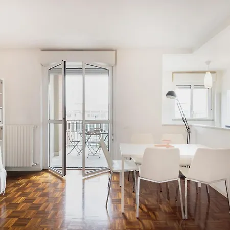 Easylife - Accogliente Dimora Con Balcone Daire Milano